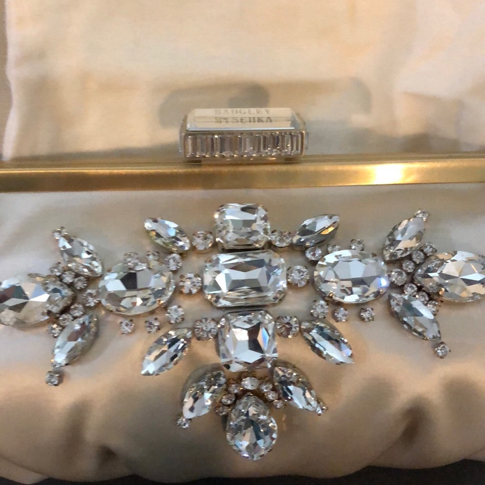 New with Tags and Box Badgley Mischka Clutch Bag! - Picture 3 of 5